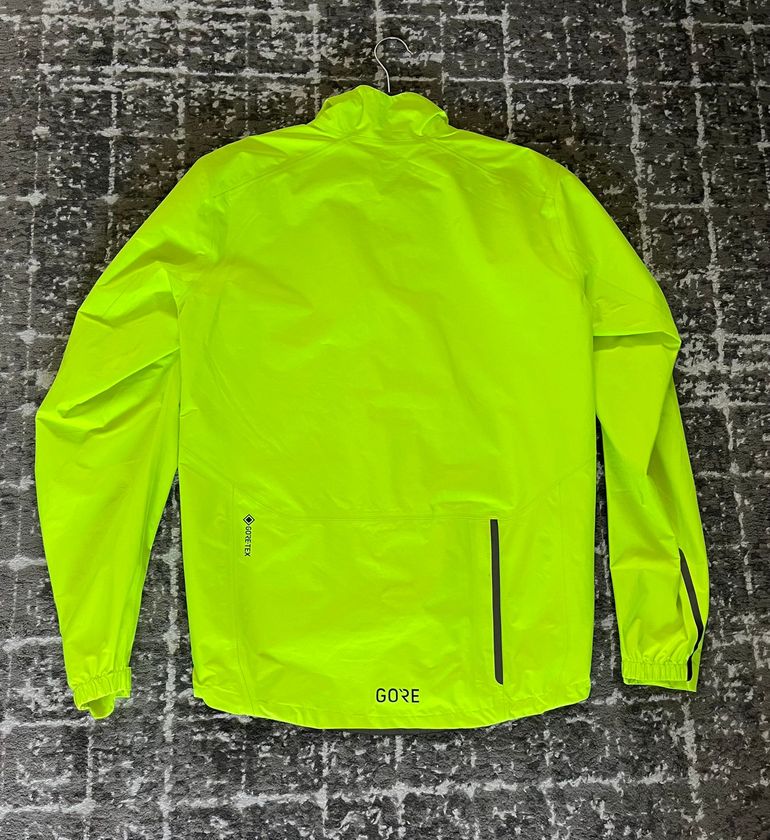 Gorewear Gore Tex Paclite 2024 bike d'occasion — image 3 sur 7