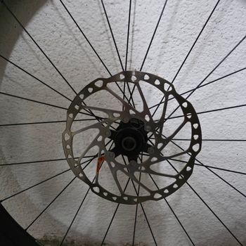 Used Shimano MT601 2022 bike — image 2 of 7