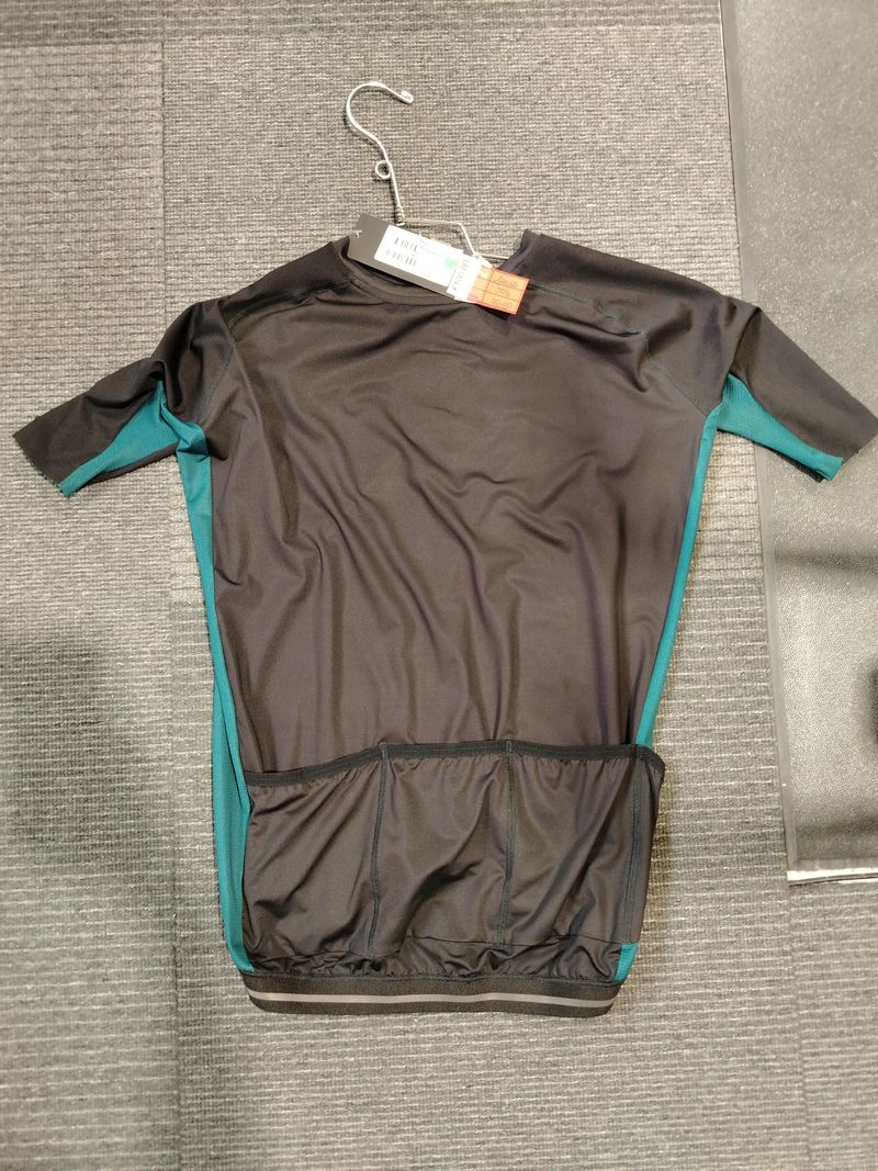 Käytetty Oakley icon jersey 2025 bike — kuva 2 / 2