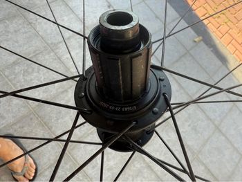 Used Bontrager Paradigm Comp 25 2024 bike — image 6 of 11