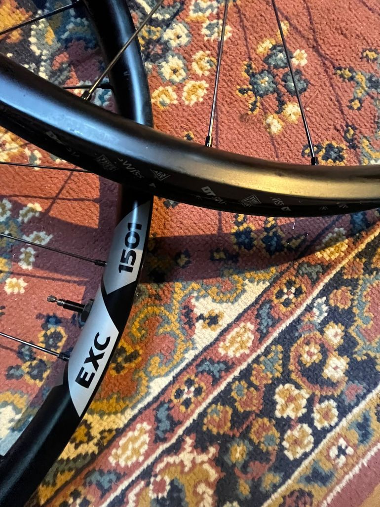 Used Dt Swiss DT Swiss EXC 1501 2020 bike — image 8 of 9