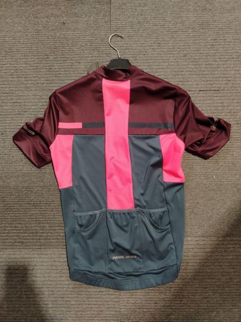 Used Pearl Izumi pro escape 2025 bike — image 4 of 4