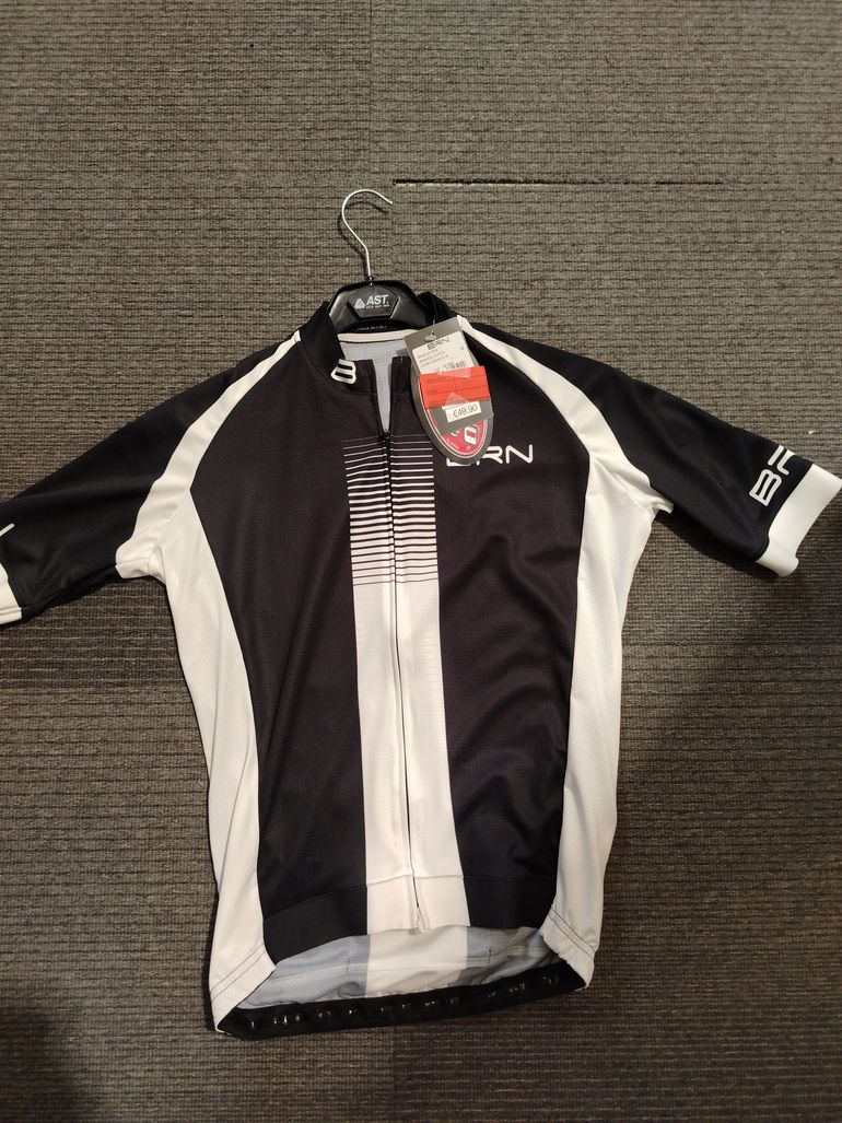 Brugt BRN maglia maniche corte 2025 bike — billede 1 af 4