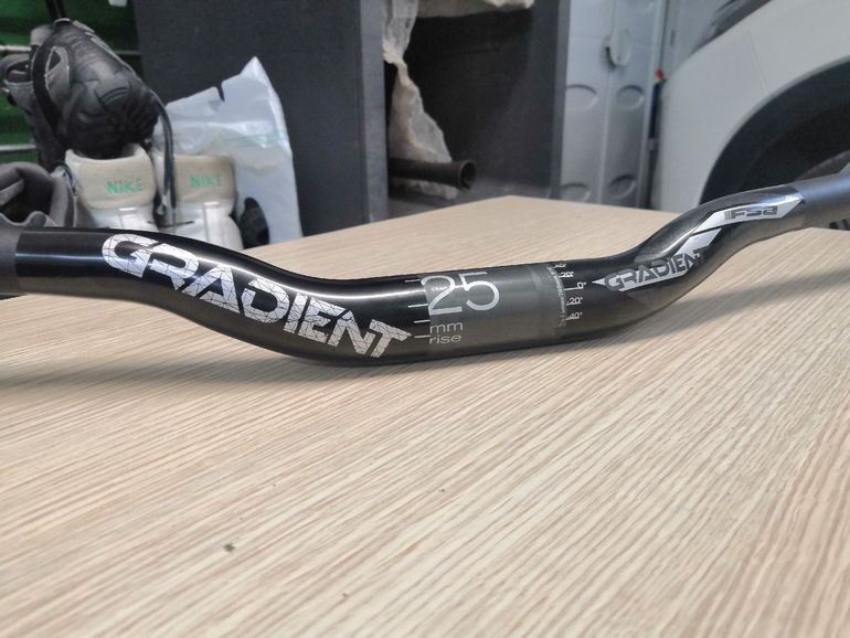 Used gradient fsa 2022 bike — image 3 of 6