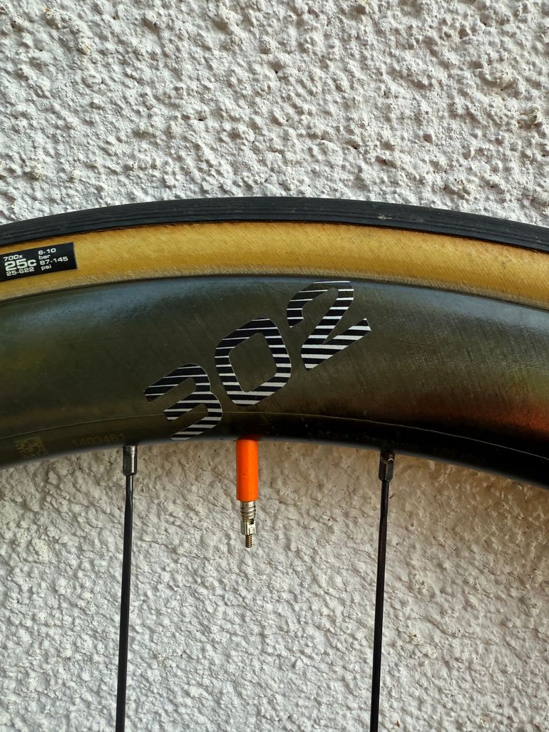 Zipp 302 Disc Center Lock 2019 bike usato — immagine 2 di 5