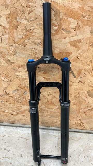 Brugt Fox 32 FLOAT RHYTHM 29” 120MM GRIP 3 BOOST TAPARED REMOTE bike — billede 2 af 7