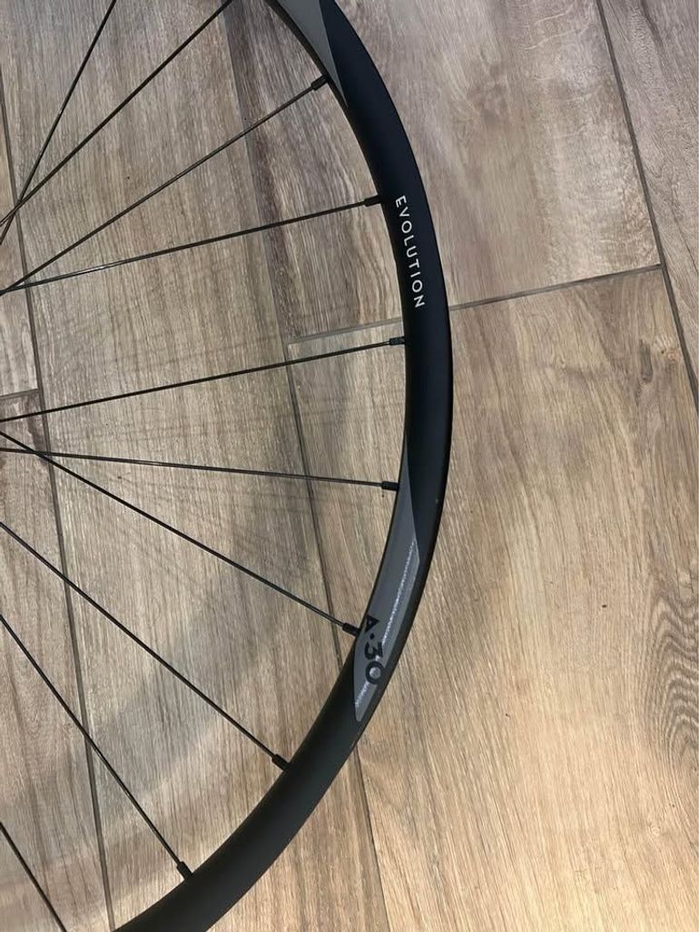 Käytetty Newmen Evolution SL A.30 29” 2024 bike — kuva 4 / 8
