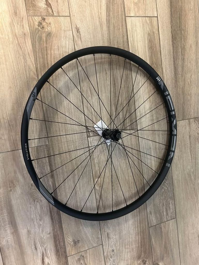 Käytetty Newmen Evolution SL A.30 29” 2024 bike — kuva 3 / 8