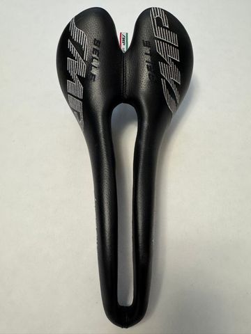 Used Selle Smp Dynamic 2024 bike — image 1 of 8