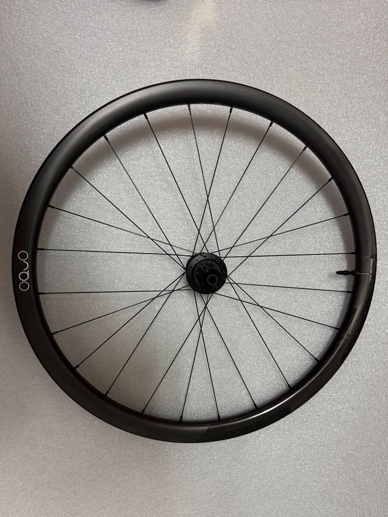 Used OQUO RP35 Team 2025 bike — image 2 of 9