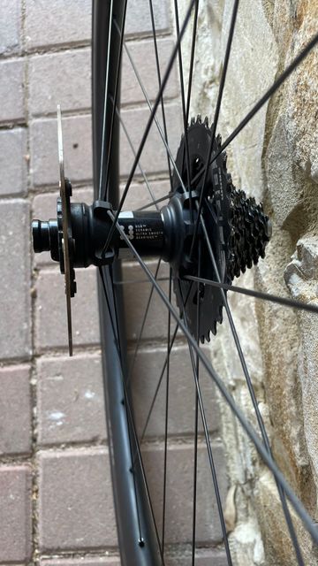 Used Fulcrum Speed 42DB 2024 bike — image 4 of 10