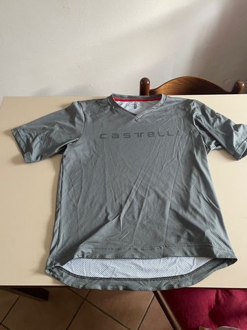 Used Castelli TRAIL TECH TEE 2 - verde 2024 bike — image 4 of 4