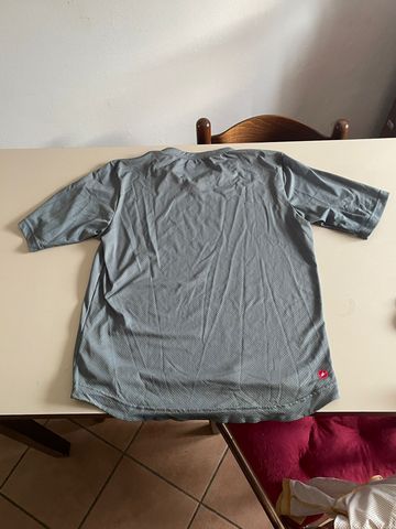 Used Castelli TRAIL TECH TEE 2 - verde 2024 bike — image 2 of 4
