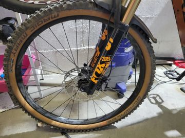 Used Race Face ar30C 2022 bike — image 1 of 4