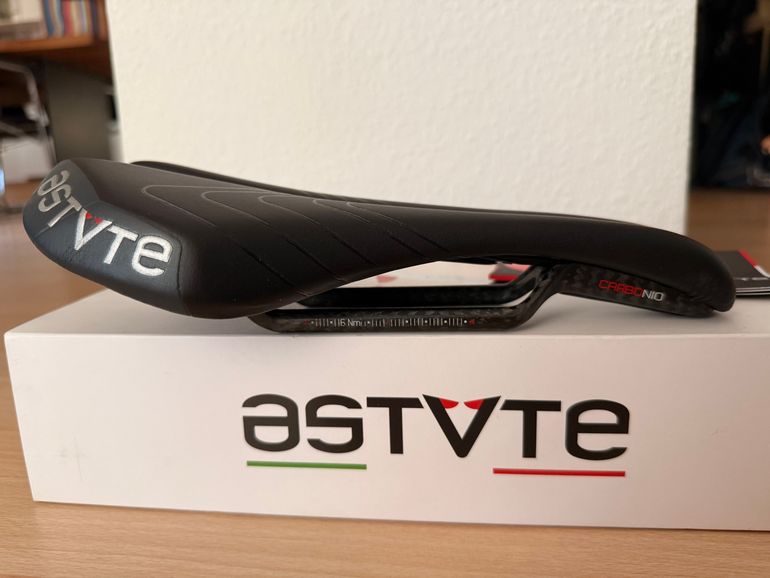 Used Astute Italia SEALITE VT schwarz Triathlon bike — image 2 of 7