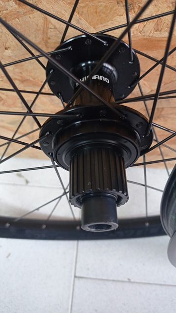 Brugt Syncros X30SE BOOST SHIMANO MICROSPLINE PER XC/E-BIKE/TRAIL 2024 bike — billede 3 af 7
