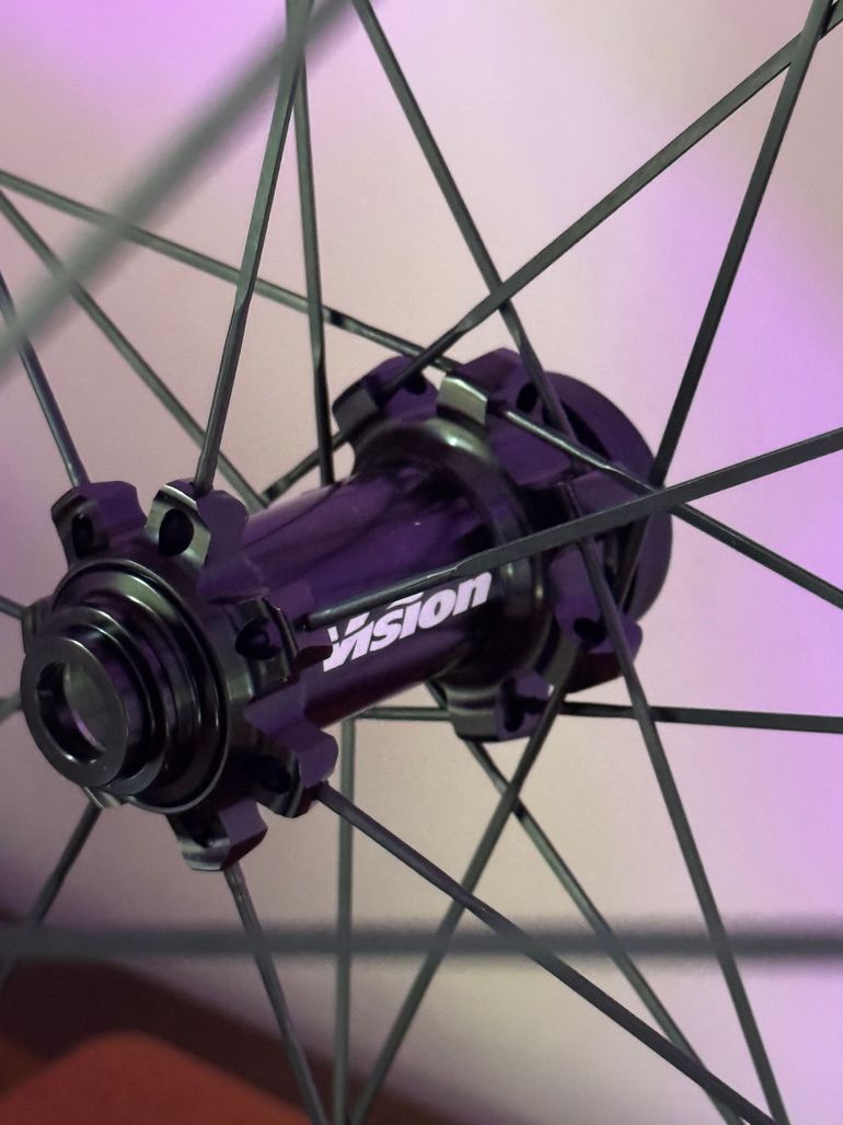 Used Vision sc60 2024 bike — image 10 of 12