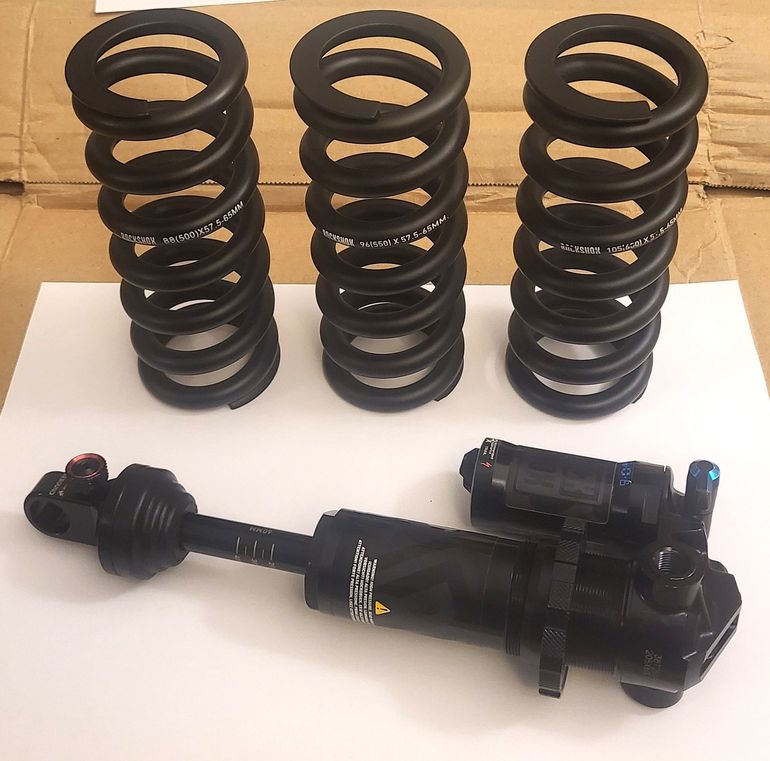 RockShox Super Deluxe Coil Select Plus - 205x60 2023