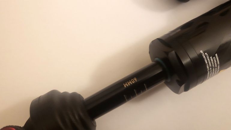 Used RockShox Super Deluxe Coil Select Plus - 205x60 2023 bike — image 4 of 8