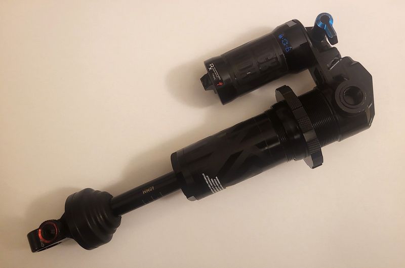 Použité RockShox Super Deluxe Coil Select Plus - 205x60 2023 Rear Suspension