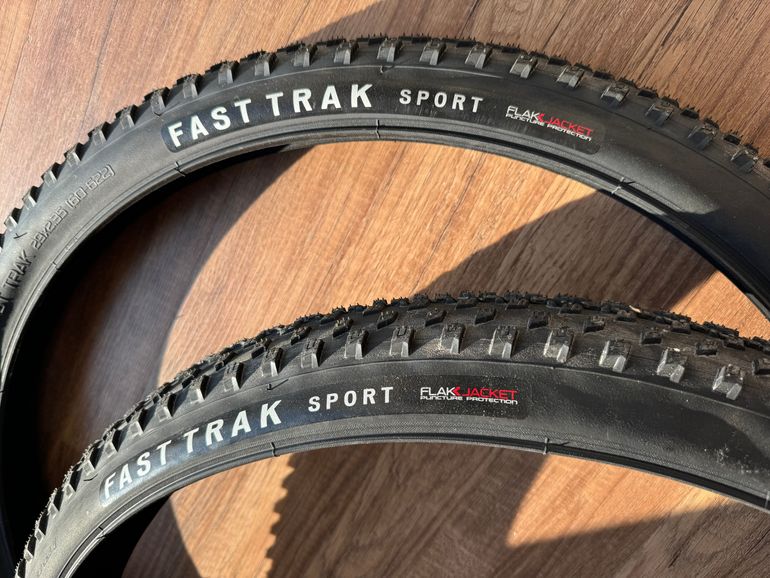 Specialized Fast Track Sport 2024