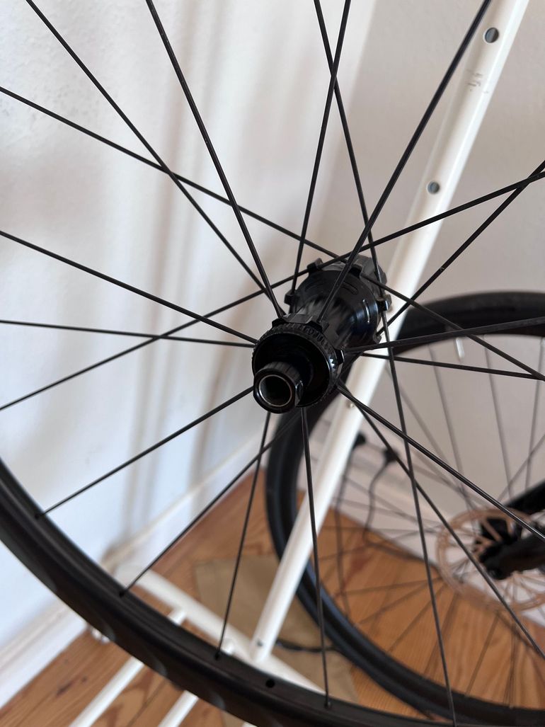 Używany NW Ultra light D35 2023 bike — zdjęcie 10 z 11