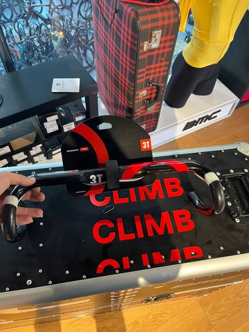 Used 3T Ergonova Team Cockpit