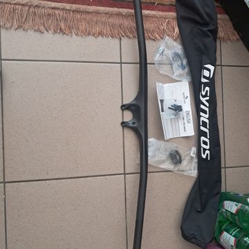 Used Syncros Hixon ic DH 2021 bike — image 2 of 5