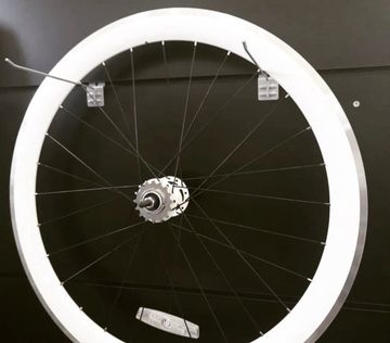 Käytetty Bh Fixed Flip Flop 2018 Wheels