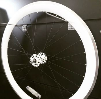 Used Bh Fixed Flip Flop 2018 bike — image 3 of 5