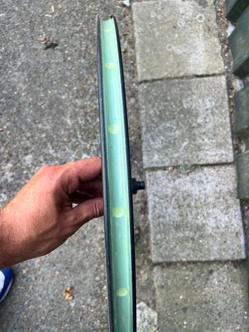 Used Bontrager 2021 2021 bike — image 3 of 4