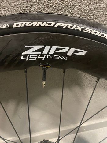 Used Zipp 454 NSW 2024 bike — image 6 of 6