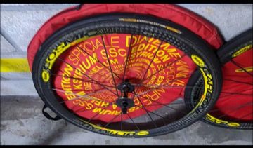 Używany Mavic Cosmic carbon Ultimate SSC 2014 bike — zdjęcie 3 z 10