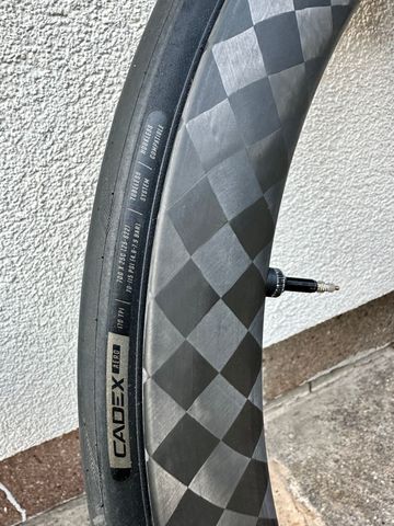 Used cadex Aero 4 spoke 2023 bike — image 6 of 7