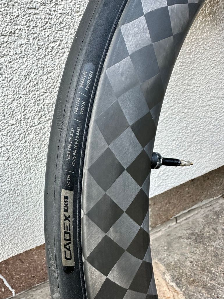 Brugt cadex Aero 4 spoke 2023 bike — billede 6 af 7