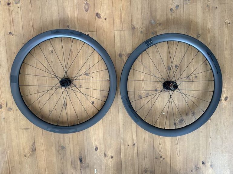 Novatec R4 Disc null