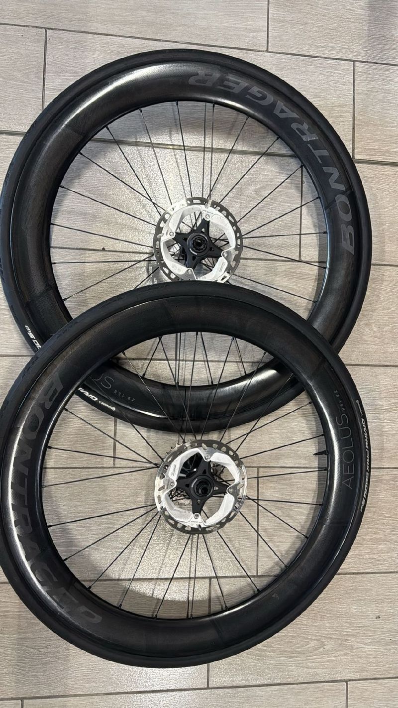 Used Bontrager Aeolus RSL TLR Disc 62mm Wheels