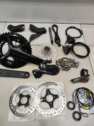 Shimano Ultegra di2 12v R8150 2024 Groupset d'occasion