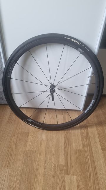 Vision Frontwheel Trimax 30 + Pirelli P Zero Velo Tubular 2023 Wheels usato