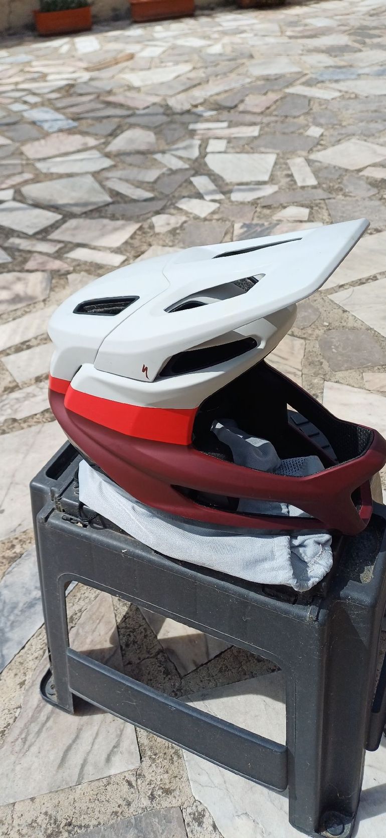 Used Specialized Gambit 2023 bike — image 6 of 7