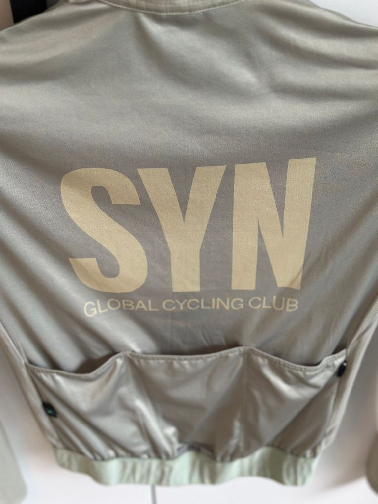 Used SYN PRO Long Sleeve 2025 bike — image 7 of 8