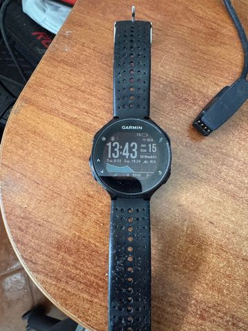 Used Garmin 235 2020 bike — image 1 of 3