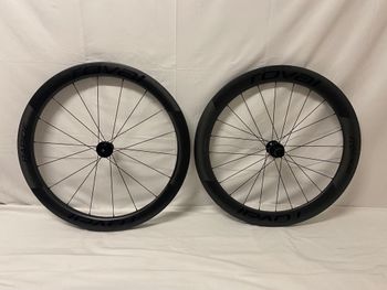Used Roval rapide clx 2 2025 bike — image 1 of 5