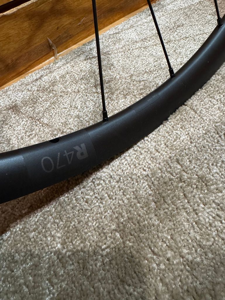 Used Dt Swiss R470 2025 bike — image 3 of 6