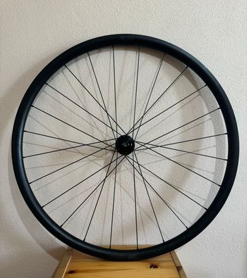 Used Dt Swiss G540 2025 bike — image 4 of 7