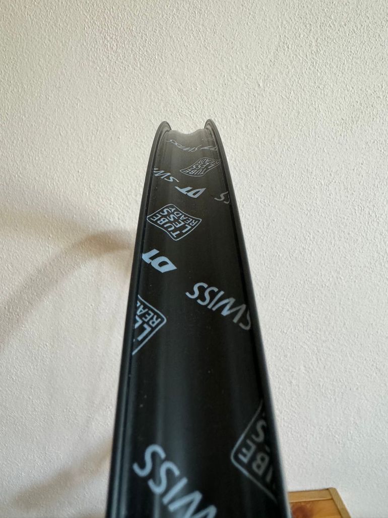 Used Dt Swiss G540 2025 bike — image 7 of 7