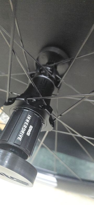 Used enwe 4.5 ses 2025 bike — image 7 of 9