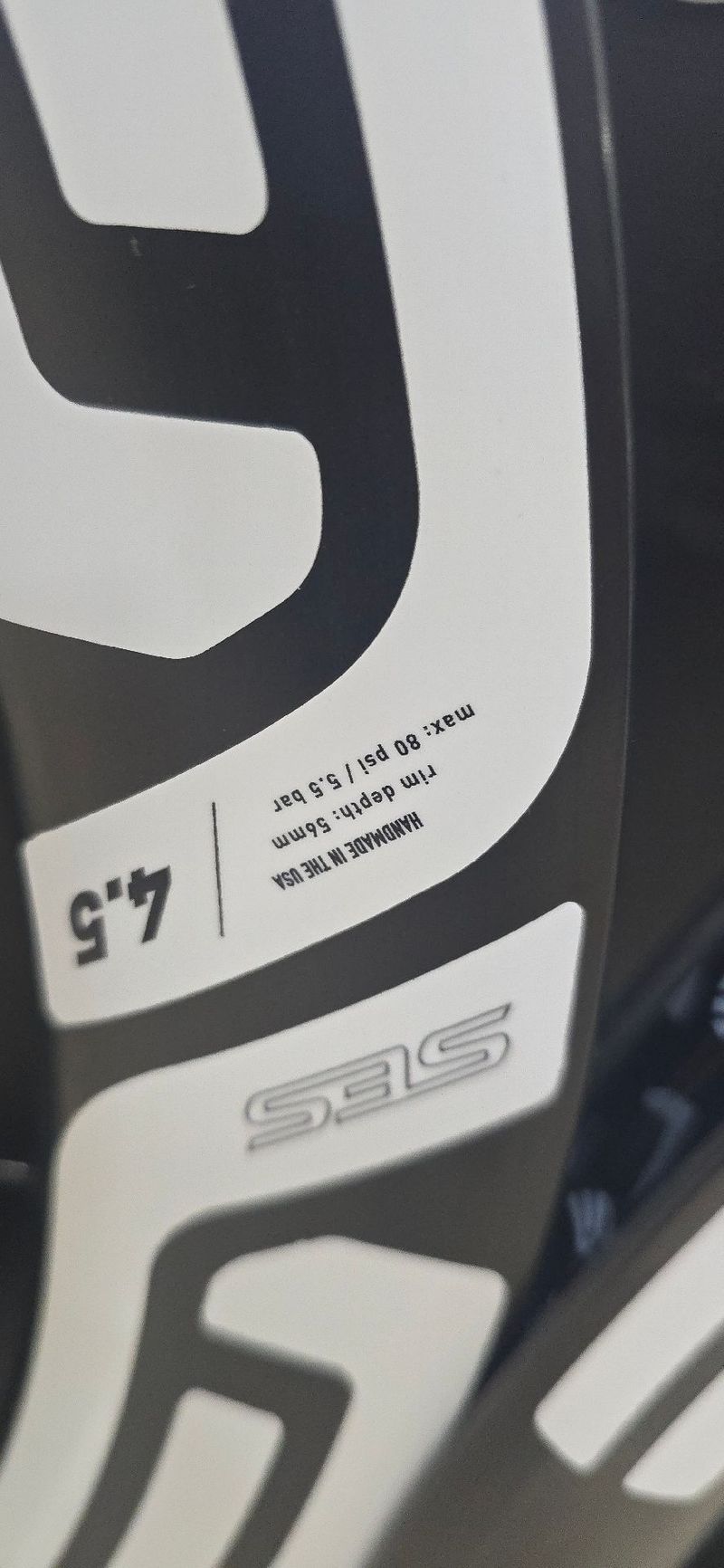Used enwe 4.5 ses 2025 bike — image 4 of 9