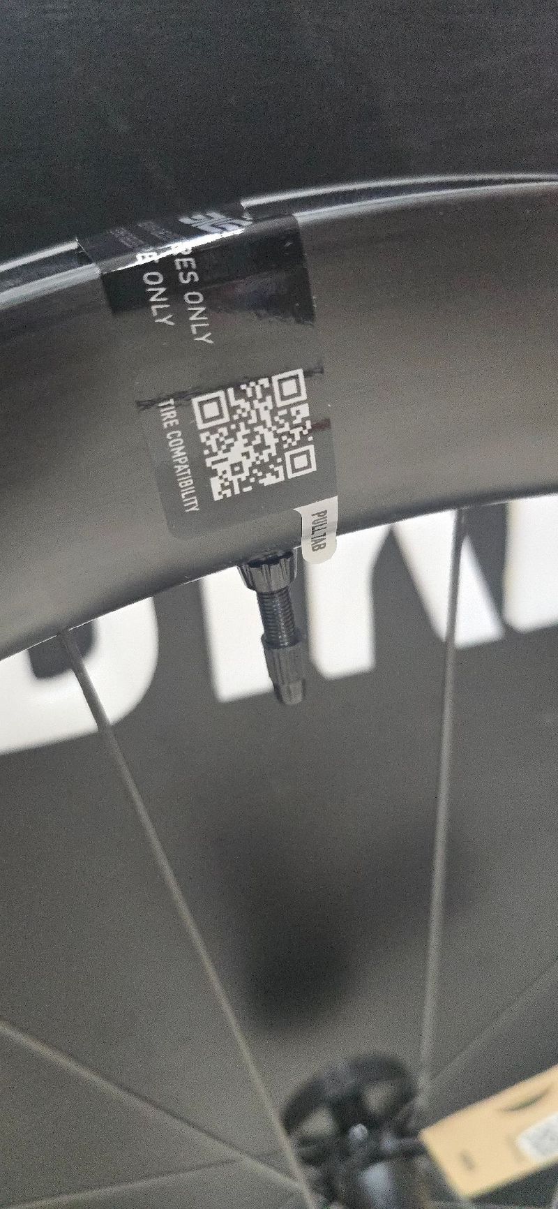 Used enwe 4.5 ses 2025 bike — image 8 of 9