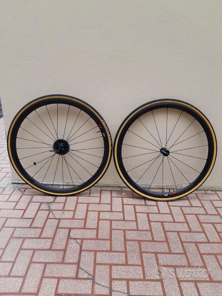 Used Zipp 202 2018 bike — image 1 of 4